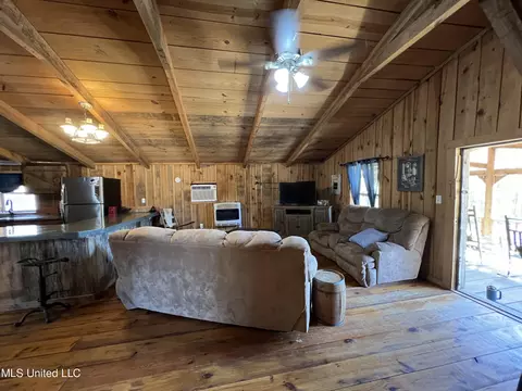 Living - 11772 Highway 35 North Cabin A Hwy, Forest, MS 39074 photo 1 of 2