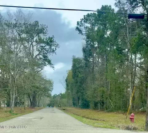 0 Leake St, Bay Saint Louis, MS 39520
