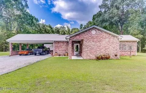 570 Pennebaker Rd, Vicksburg, MS 39183