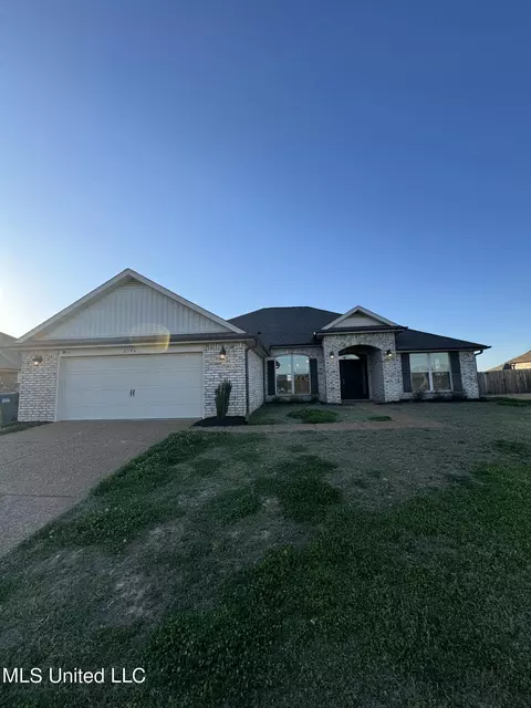 2506 Molly Ln, Southaven, MS 38672