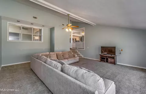 Living - 550 Highway 12, Sallis, MS 39160 photo 2 of 3