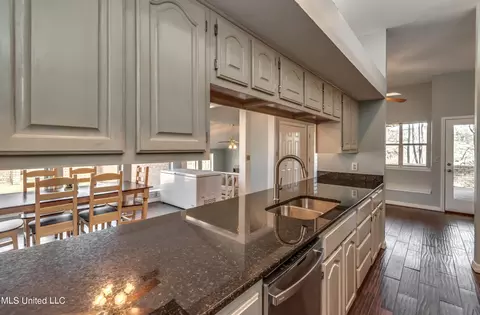 Kitchen - 550 Highway 12, Sallis, MS 39160 photo 1 of 3