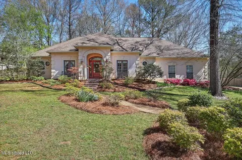 121 Hidden Hills Dr, Madison, MS 39110