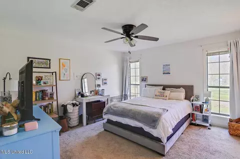 Bedroom - 2331 N Pine Lea Dr, Jackson, MS 39209 photo 1 of 4