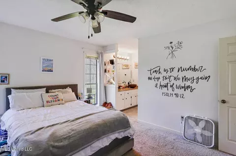 Bedroom - 2331 N Pine Lea Dr, Jackson, MS 39209 photo 2 of 4