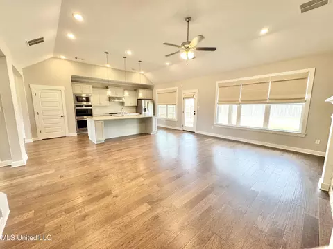 Other - 240 Natchez Lp, Hernando, MS 38632 photo 2 of 9