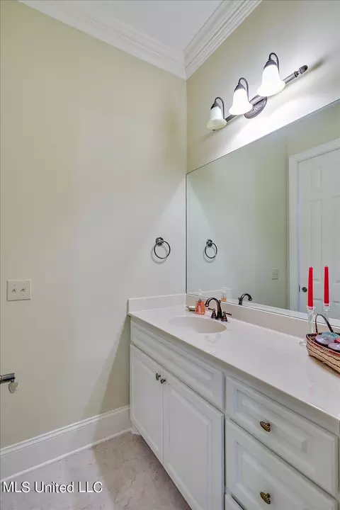 Bath - 114 Rowan Oak Pl, Terry, MS 39170 photo 5 of 8