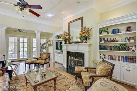 Living - 114 Rowan Oak Pl, Terry, MS 39170 photo 2 of 6