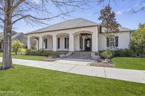 11995 Preservation Dr, Gulfport, MS 39503
