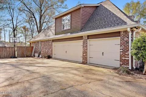 114 Hackberry Dr, Madison, MS 39110 photo 4