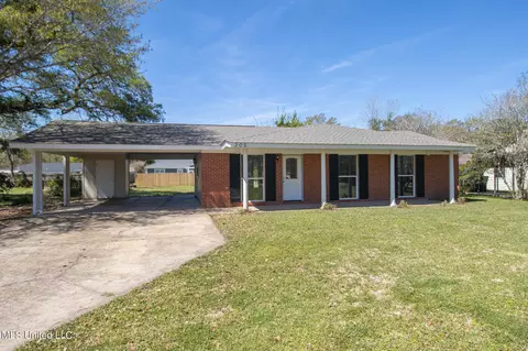 305 Alexander Rd, Long Beach, MS 39560