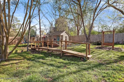 Exterior - 315 Stonegate Dr, Clinton, MS 39056 photo 12 of 13