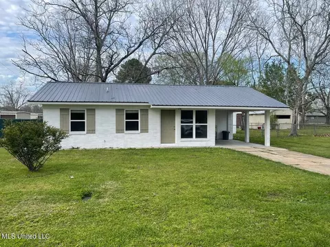 1405 Second St, Pelahatchie, MS 39145
