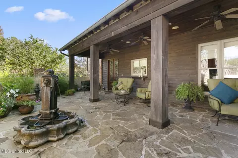 Exterior - 205 Covenant Xing, Flowood, MS 39232 photo 14 of 15