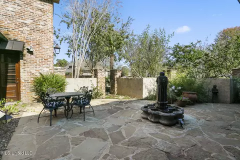 Exterior - 205 Covenant Xing, Flowood, MS 39232 photo 12 of 15