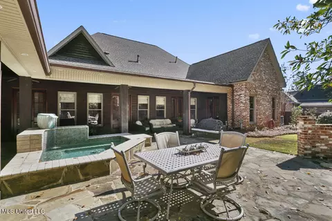 Exterior - 205 Covenant Xing, Flowood, MS 39232 photo 11 of 15
