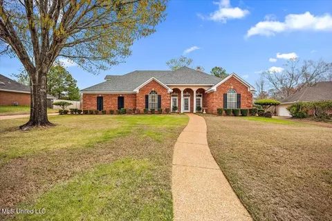 108 Bayberry Ln, Madison, MS 39110