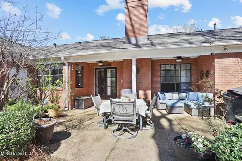 Exterior - 5367 Fairway St, Jackson, MS 39211 photo 2 of 4
