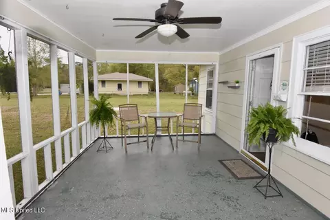 19016 Commission Rd, Long Beach, MS 39560 photo 2