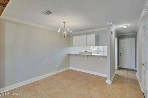 829 Planters Point Dr, Canton, MS 39046 photo 7