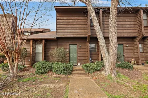 829 Planters Point Dr, Canton, MS 39046