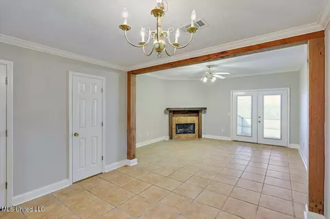 829 Planters Point Dr, Canton, MS 39046 photo 6