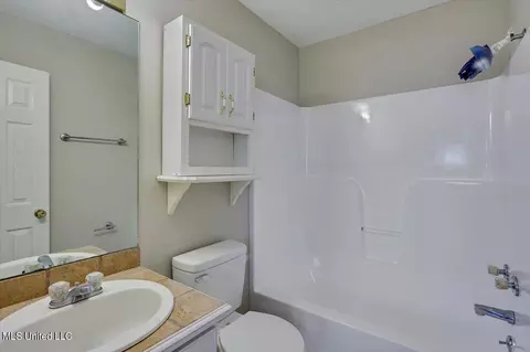829 Planters Point Dr, Canton, MS 39046 photo 16