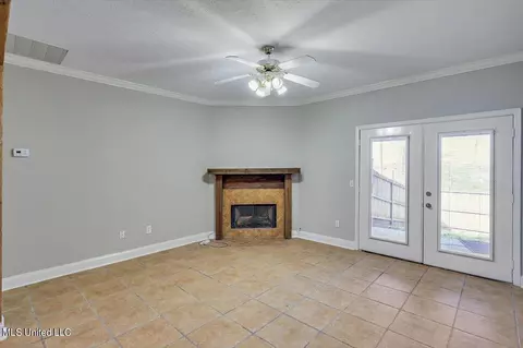 829 Planters Point Dr, Canton, MS 39046 photo 9