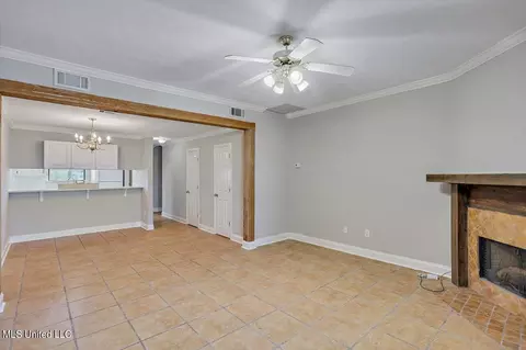 829 Planters Point Dr, Canton, MS 39046 photo 10