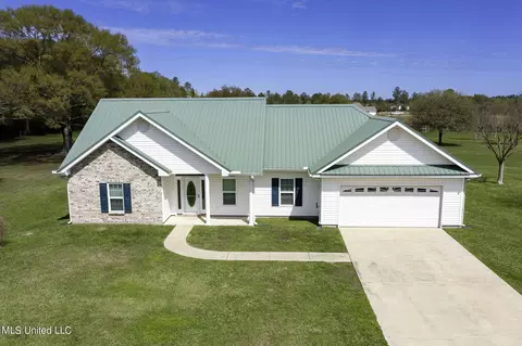 646 George Wise Rd, Carriere, MS 39426