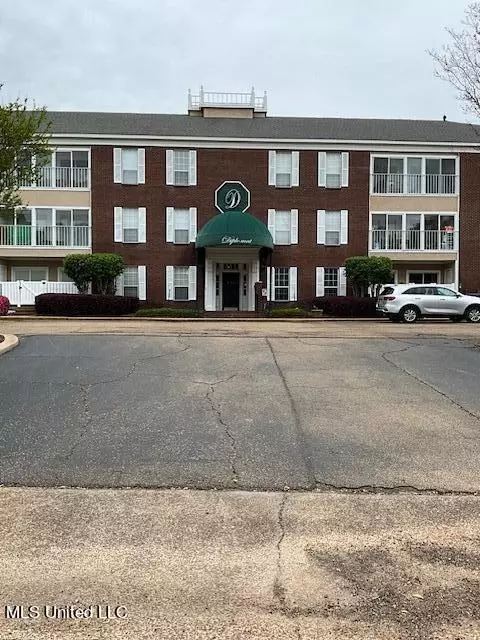 500 Northpointe Parkway Pkwy #116, Jackson, MS 39211