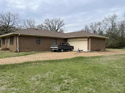207 Old Whitfield Rd, Pearl, MS 39208