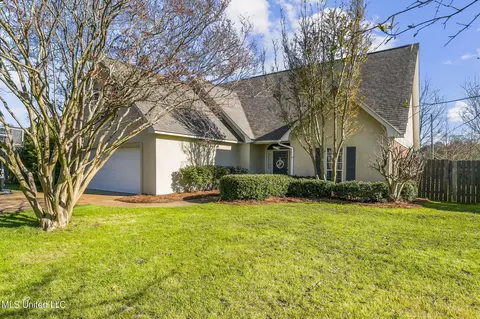 105 Fairfield Cir, Madison, MS 39110