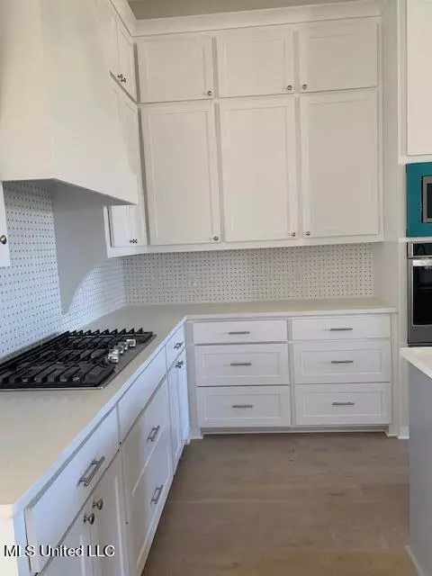 Kitchen - 120 Trace Pointe Pl, Clinton, MS 39056 photo 7 of 8