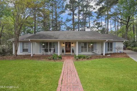 4625 Friar Cir, Jackson, MS 39211