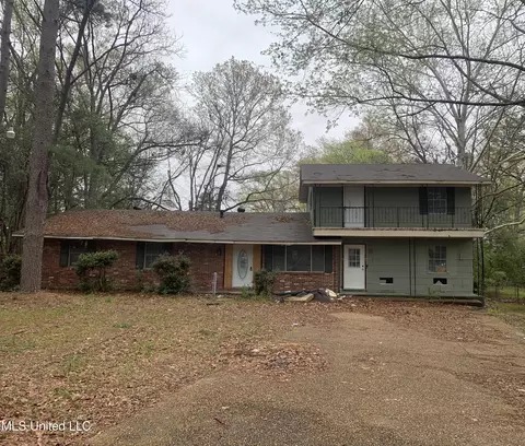 112 Kildare Ct, Jackson, MS 39209