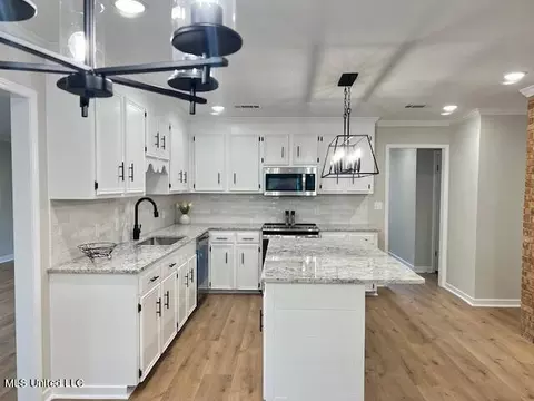 176 Oak Hill Dr, Florence, MS 39073 photo 10