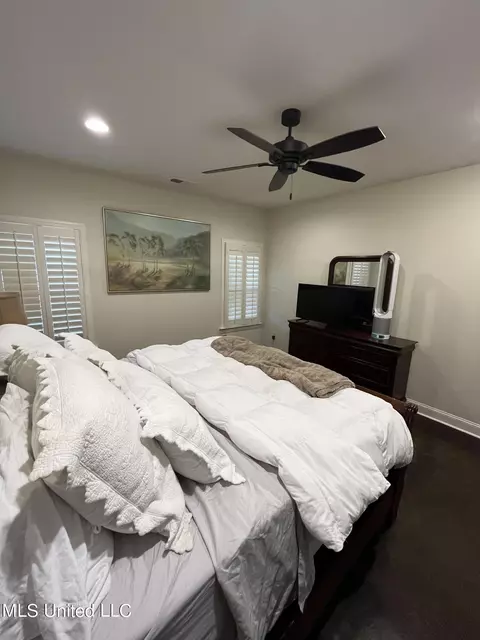 Bedroom - 854 Shadow View Dr, Hernando, MS 38632 photo 3 of 7