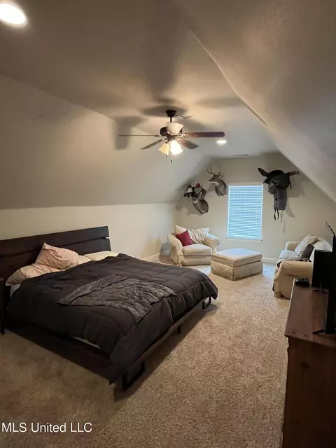 Bedroom - 854 Shadow View Dr, Hernando, MS 38632 photo 6 of 7