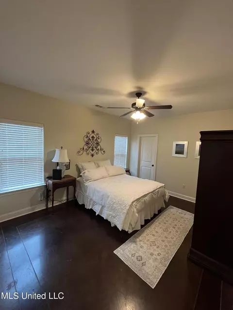 Bedroom - 854 Shadow View Dr, Hernando, MS 38632 photo 4 of 7