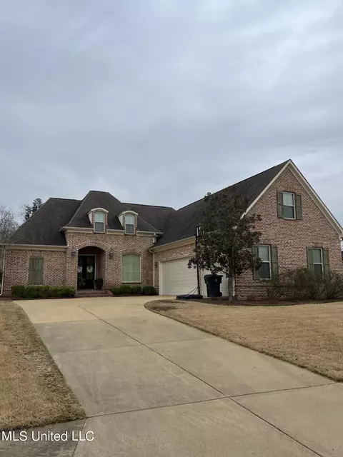 Exterior - 854 Shadow View Dr, Hernando, MS 38632 photo 1 of 6