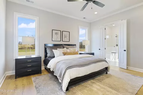 Bedroom - 418 Oakworth Dr, Hernando, MS 38632 photo 2 of 2
