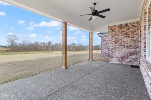 Exterior - 418 Oakworth Dr, Hernando, MS 38632 photo 8 of 8