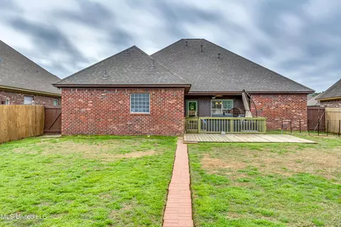 Exterior - 405 Sand Stone Pl, Brandon, MS 39042 photo 14 of 23