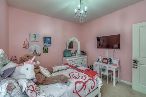 Bedroom - 405 Sand Stone Pl, Brandon, MS 39042 photo 6 of 12