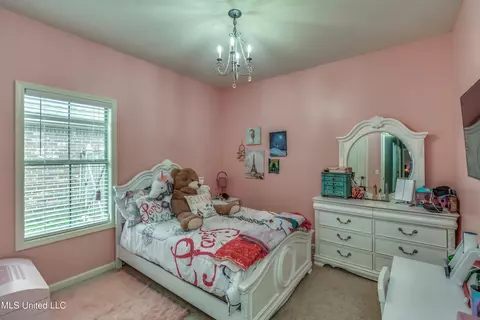 Bedroom - 405 Sand Stone Pl, Brandon, MS 39042 photo 5 of 12