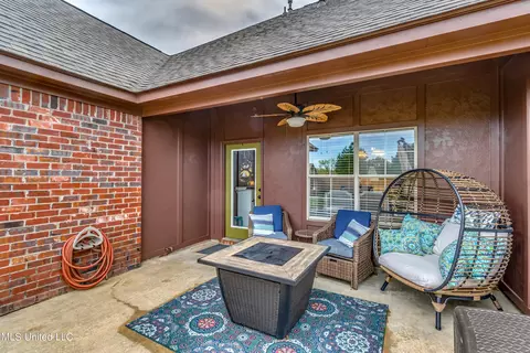 Exterior - 405 Sand Stone Pl, Brandon, MS 39042 photo 12 of 23