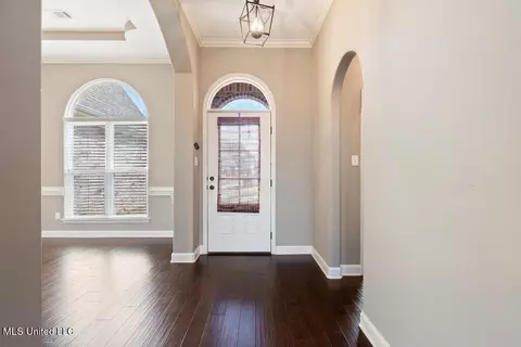 Entry Way - 4039 Pass Cv, Olive Branch, MS 38654 photo 1 of 1