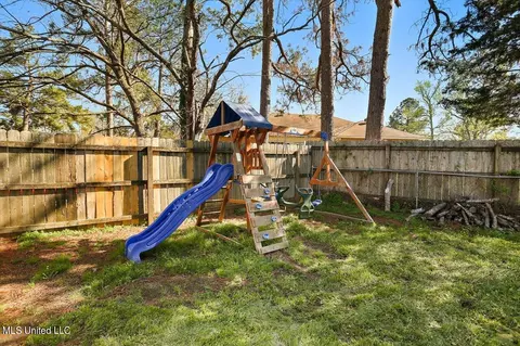 Exterior - 304 Hampton St, Clinton, MS 39056 photo 6 of 6