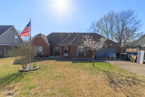 5397 Peach Trail Dr, Southaven, MS 38671